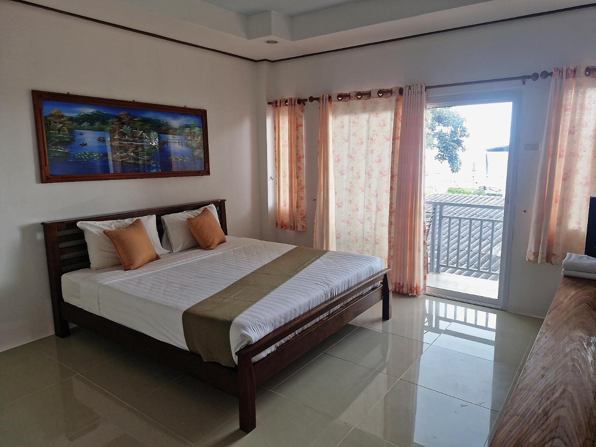 Samed Thanee Koh Samet Rom bilde